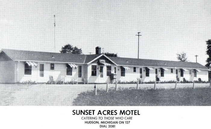 Sunset Acres Motel - Vintage Postcard